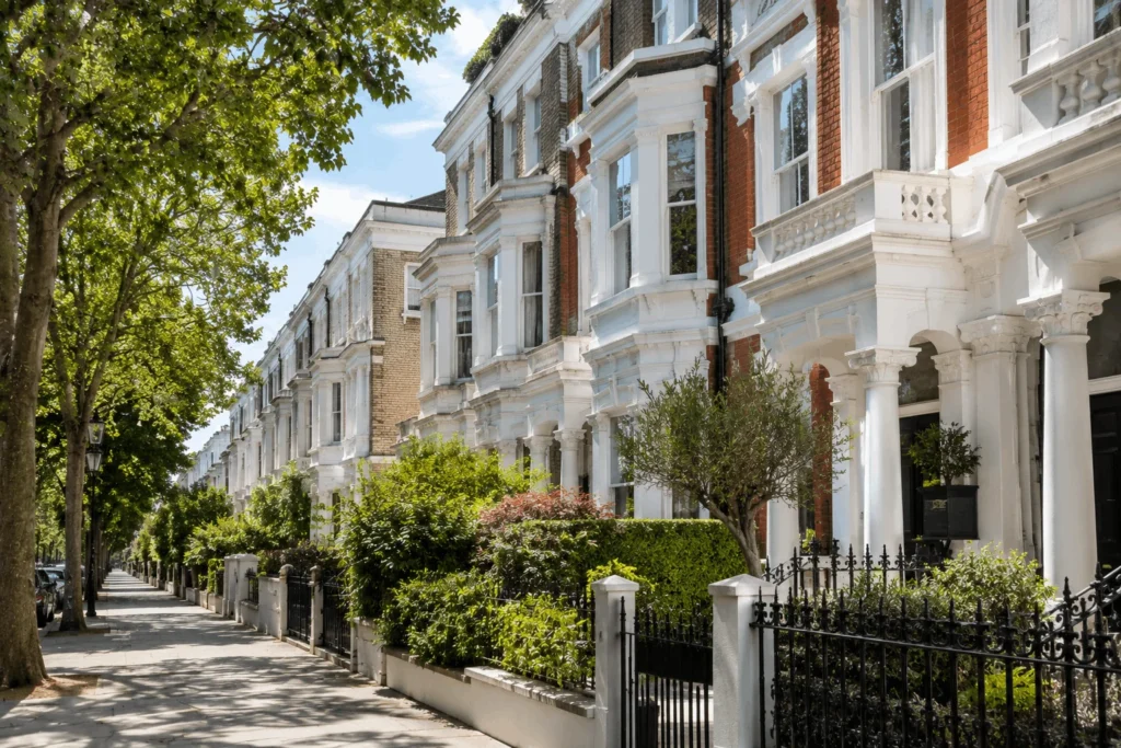 Bridging loans in Fulham for residential property purchases and investments